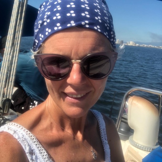 6663AD00-B898-4F69-A706-55CCFCC29AEE